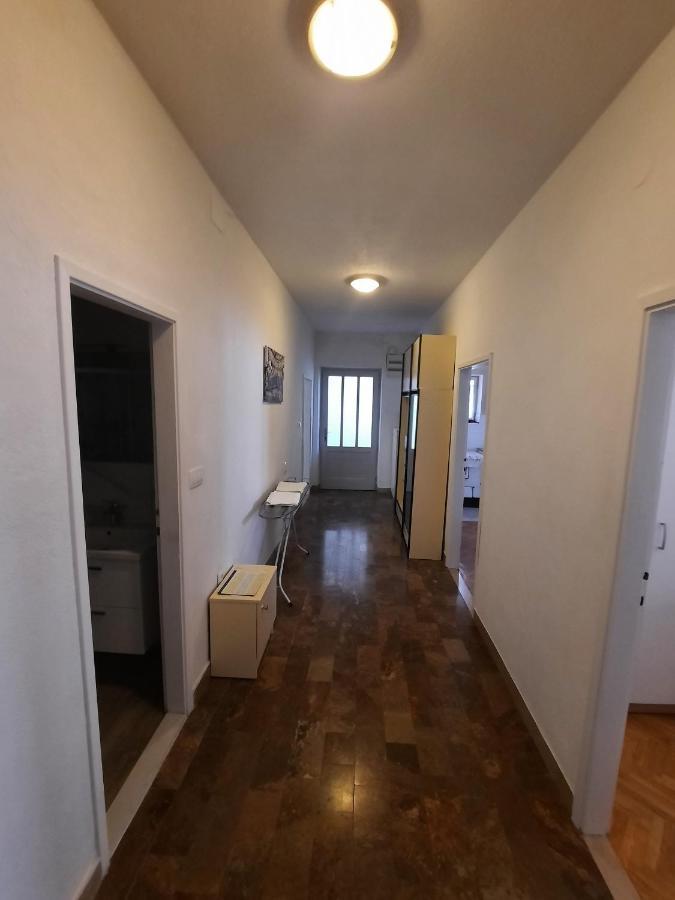Apartments With A Parking Space Makarska - 12211 Exterior foto