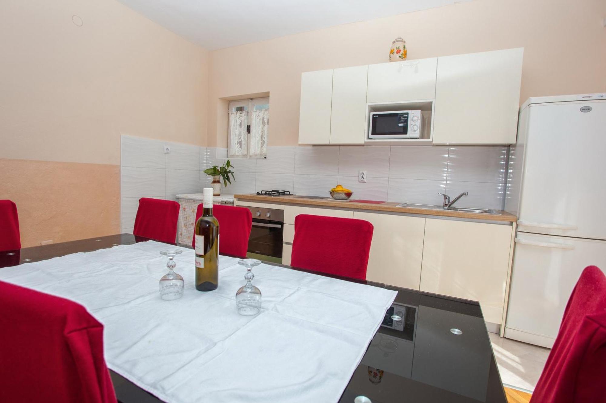 Apartments With A Parking Space Makarska - 12211 Zimmer foto